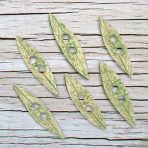 3″ Willow leaf toggle buttons